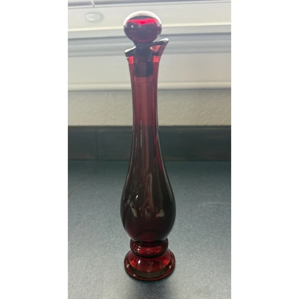AVON Vintage Ruby Red Bud Vase Glass 8